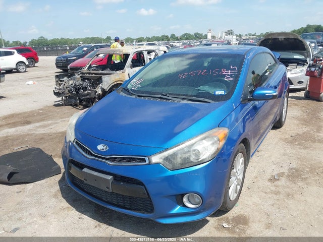 KIA 2014 2014 KNAFX6A85E5223509 Image 2