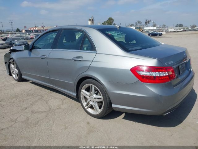 2011 MERCEDES-BENZ E 350 WDDHF5GB2BA461693 Photo 2