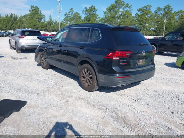 2019 VOLKSWAGEN TIGUAN 3VV3B7AX6KM104361 Photo 2