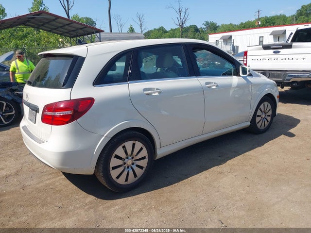 WDDVP9ABXGJ009093 Mercedes-Benz B-Class