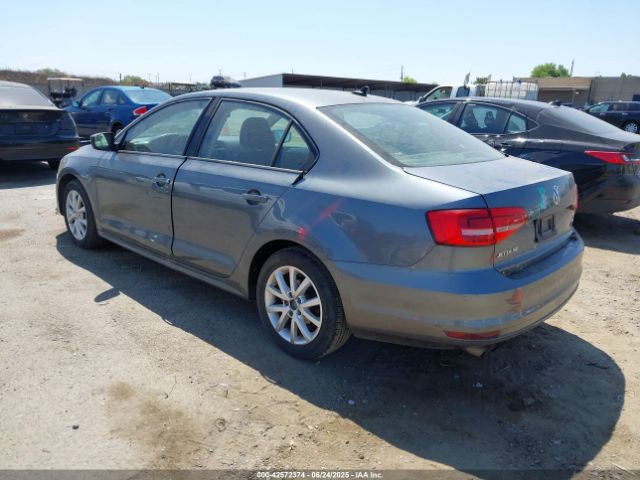 3VWD17AJ9FM208976 Volkswagen 2015