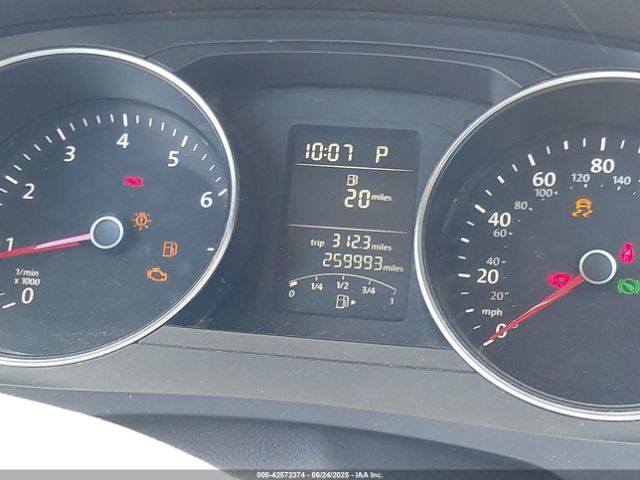 3VWD17AJ9FM208976 Volkswagen 2015
