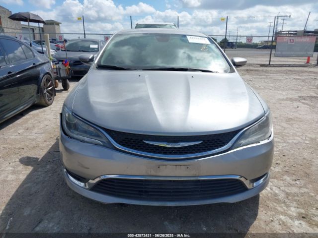 1C3CCCAB5GN130220 Chrysler 2016
