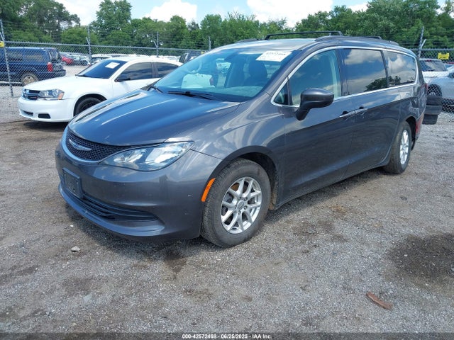 Chrysler Voyager 2020 2C4RC1DG4LR265087 Image 2