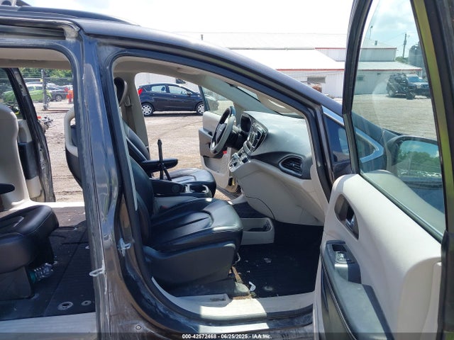 Chrysler Voyager 2020 2C4RC1DG4LR265087 Image 5
