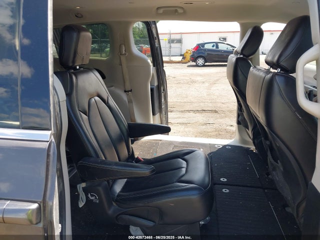 Chrysler Voyager 2020 2C4RC1DG4LR265087 Image 8