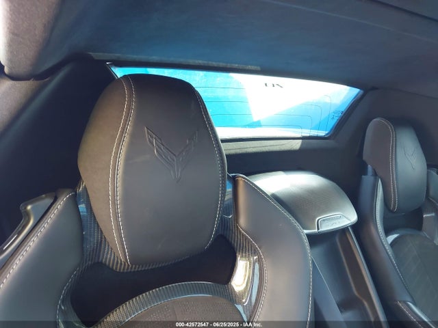 1G1YC3D49P5126856 Chevrolet lt2