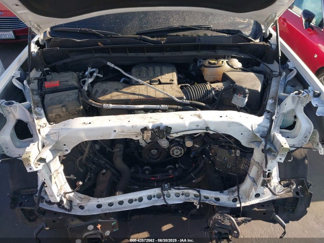 3GTPHCEKXPG300556 GMC l3b