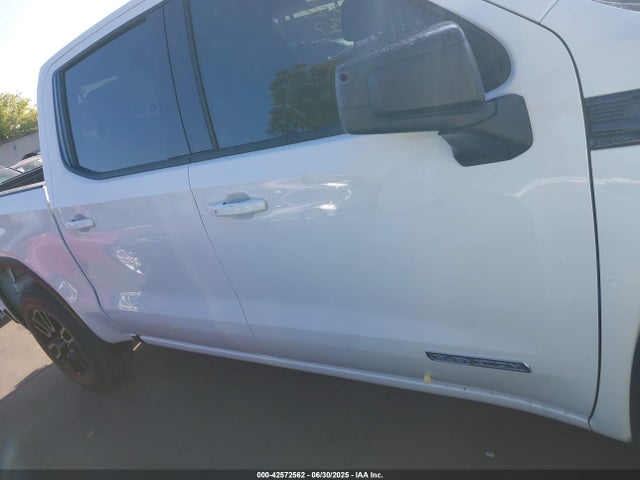 3GTPHCEKXPG300556 GMC l3b