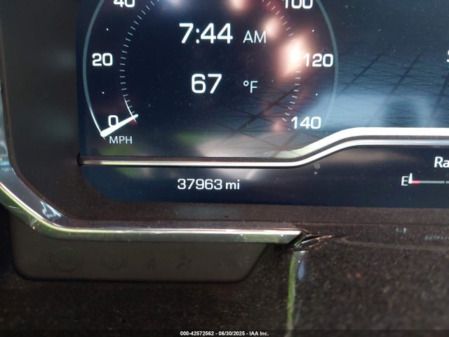 3GTPHCEKXPG300556 GMC l3b