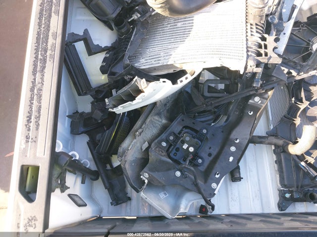3GTPHCEKXPG300556 GMC l3b