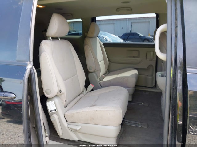 KNDMA5C18H6292456 KIA Sedona
