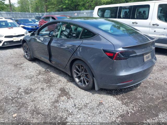 2019 TESLA MODEL 3 5YJ3E1EA5KF400131 Photo 2