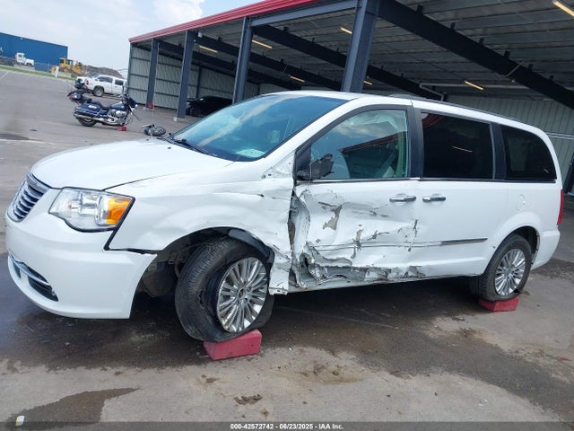 2C4RC1CG0FR583679 Chrysler Town and Country
