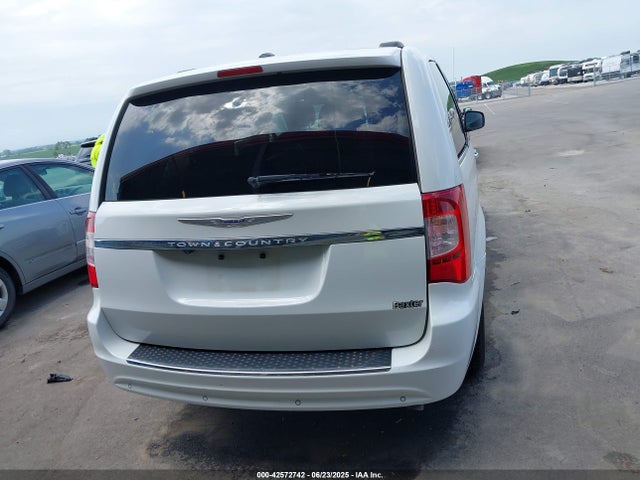 2C4RC1CG0FR583679 Chrysler Town and Country