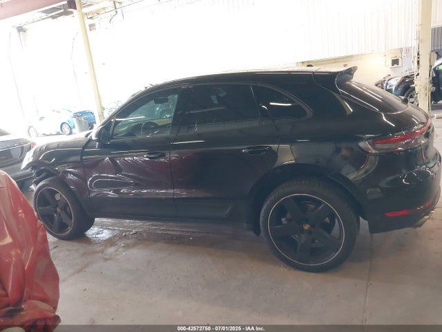 Porsche Macan 2019 WP1AB2A51KLB30602 Image 15