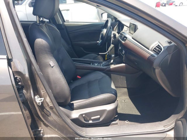 JM1GJ1W54G1471366 Mazda py