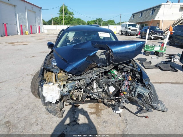 JM1BN1V75H1116757 Mazda pe
