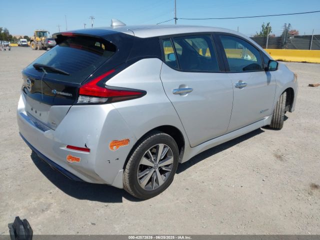 2019 NISSAN LEAF 1N4BZ1CP4KC320345 Photo 3