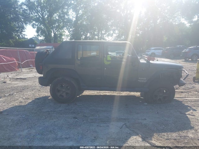 1C4BJWDG4FL736026 Jeep Wrangler