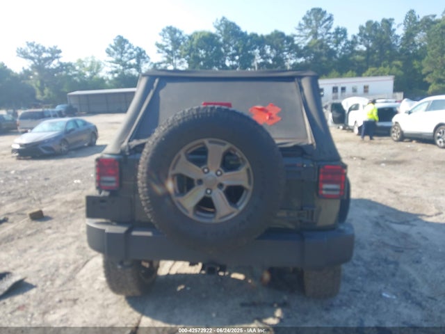 1C4BJWDG4FL736026 Jeep Wrangler