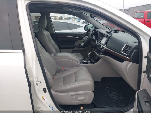 5TDDCRFH9GS015341 Toyota 2gr-fxe, 4jm, 2fm