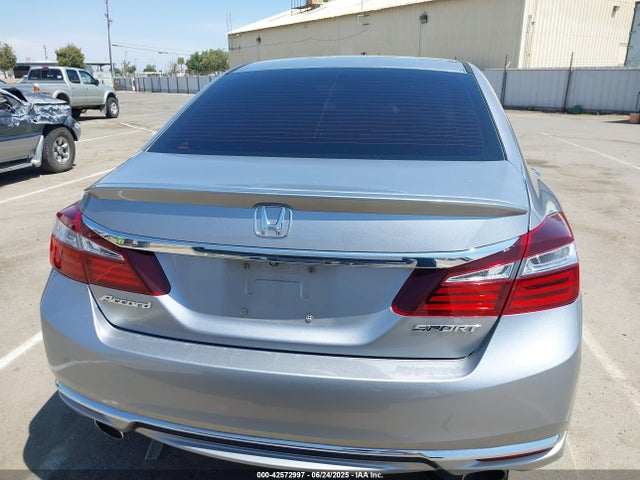 Honda k24w1 2017 1HGCR2F58HA272756 Image 17