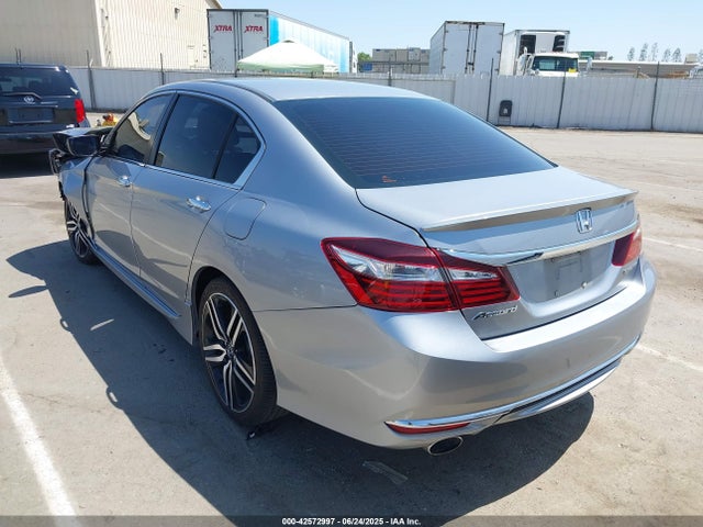 Honda k24w1 2017 1HGCR2F58HA272756 Image 3