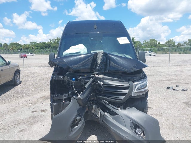 W1Z4NFHY0PP602518 Mercedes-Benz om654