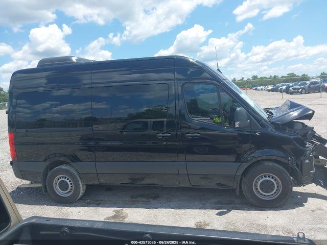 W1Z4NFHY0PP602518 Mercedes-Benz om654