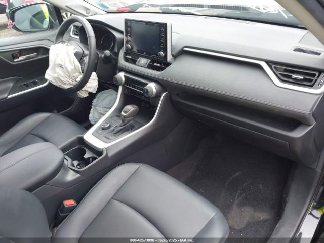 2021 TOYOTA RAV4 HYBRID 2T3B6RFV5MW022592 Photo 4