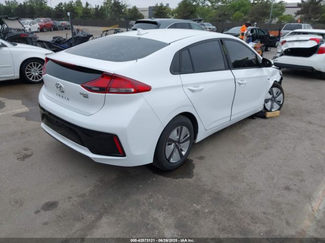 2019 HYUNDAI IONIQ HYBRID KMHC65LC2KU140184 Photo 3