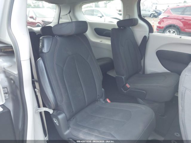 2018 CHRYSLER PACIFICA 2C4RC1FG9JR104549 Photo 7