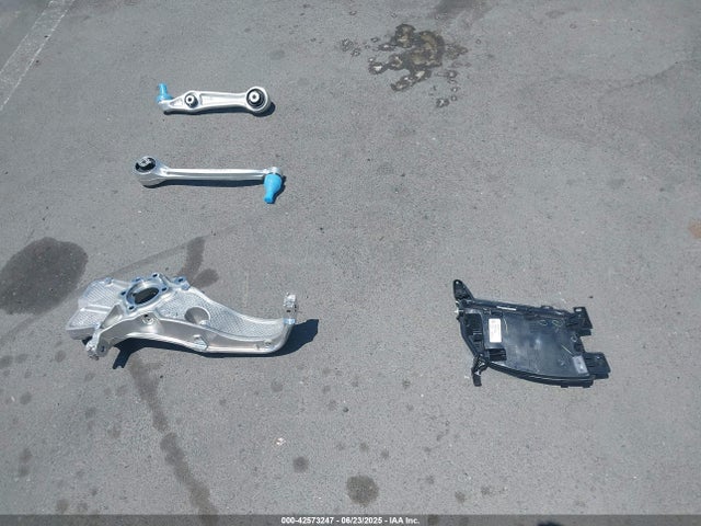 2015 TESLA MODEL S 5YJSA1H4XFF081215 Photo 8