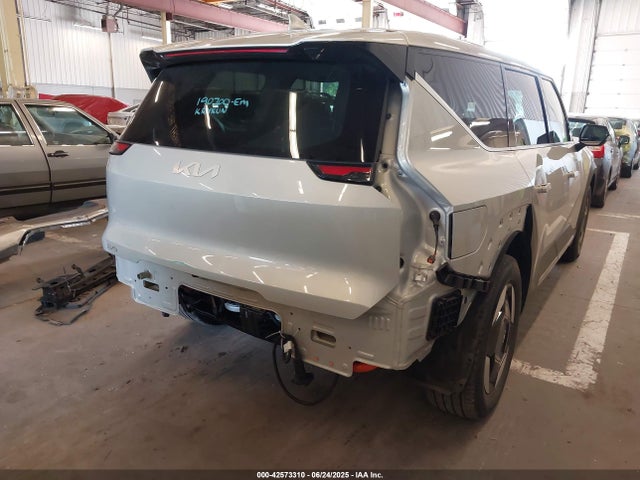 KNDAB5S11R6031205 KIA ev9