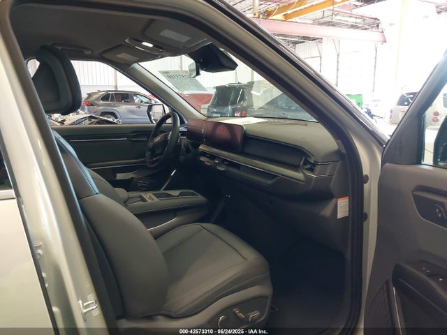 KNDAB5S11R6031205 KIA ev9