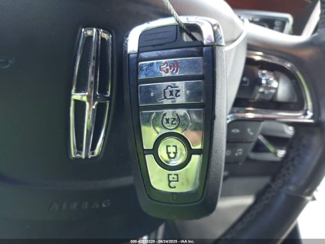 2021 LINCOLN NAVIGATOR 5LMJJ2LT0MEL03302 Photo 10