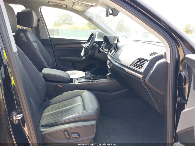 2021 AUDI Q5 WA1BAAFY3M2100624 Photo 4