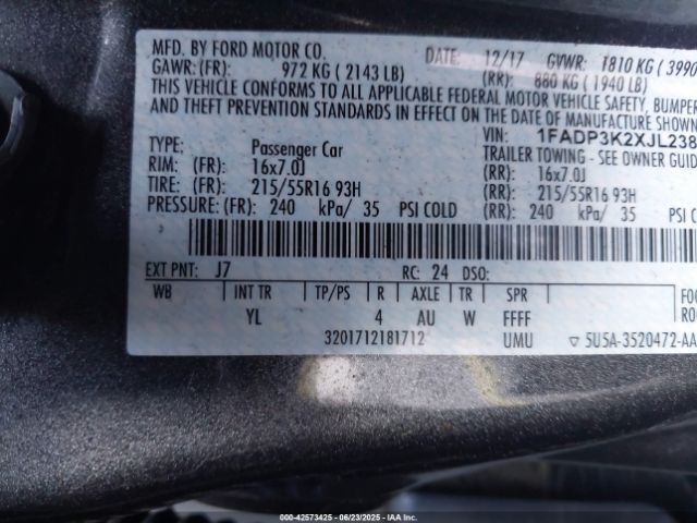 2018 FORD FOCUS 1FADP3K2XJL238585 Photo 8