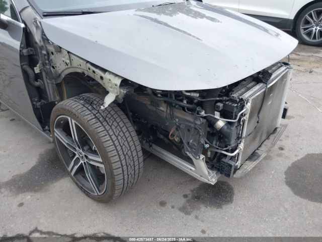 W1K5J4GB2LN100101 Mercedes-Benz m260