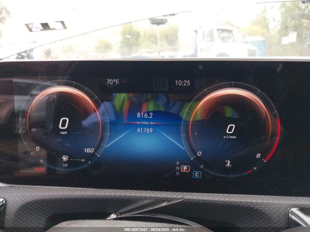 W1K5J4GB2LN100101 Mercedes-Benz m260