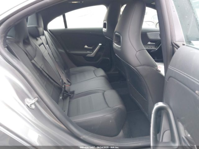 W1K5J4GB2LN100101 Mercedes-Benz m260