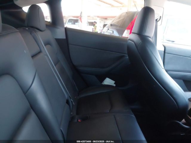 2023 TESLA MODEL Y 7SAYGDEEXPA031553 Photo 7