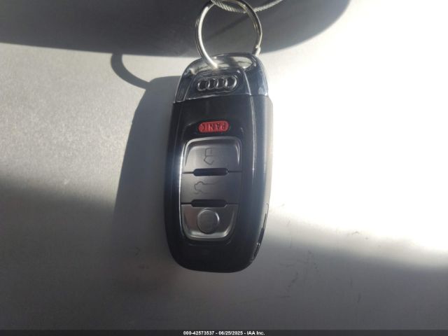 2017 AUDI A8 L WAU44AFD3HN014802 Photo 10