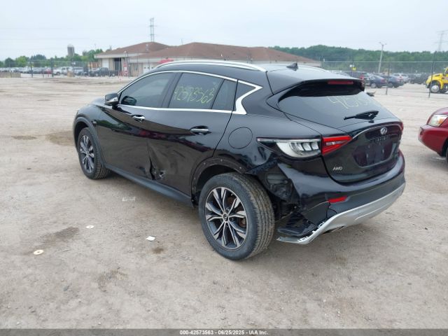 2017 INFINITI QX30 SJKCH5CR6HA038798 Photo 2