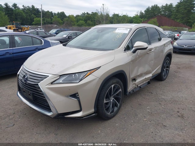 2T2BGMCA8HC019747 Lexus 2017