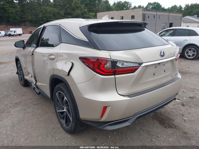 2T2BGMCA8HC019747 Lexus 2017