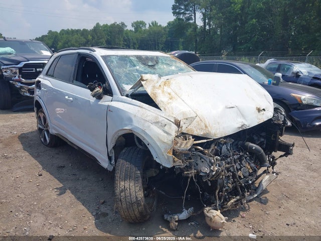 2021 AUDI Q3 WA1EECF35M1017543 Photo 0