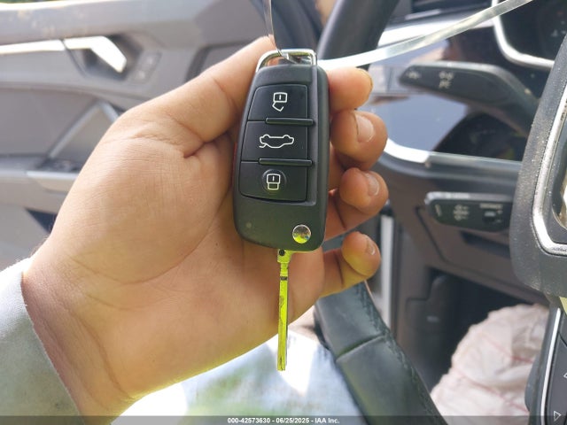 2021 AUDI Q3 WA1EECF35M1017543 Photo 10