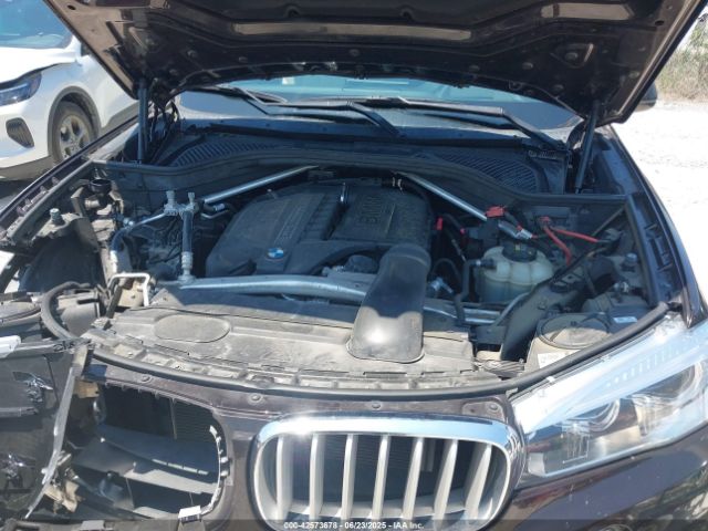 2018 BMW X5 5UXKR2C53J0Z14373 Photo 9